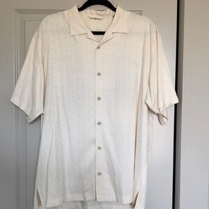 Men’s Tommy Bahama, size Medium